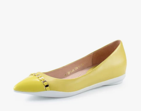 哈森 春季通勤女鞋舒适平跟纯色羊皮革尖头金...