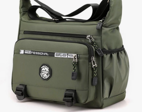 休闲男包尼龙布包大容量多层防水中老年旅游背...