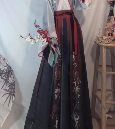 赋流云【千秋愿】晋制交领齐腰一片式下裙改良...