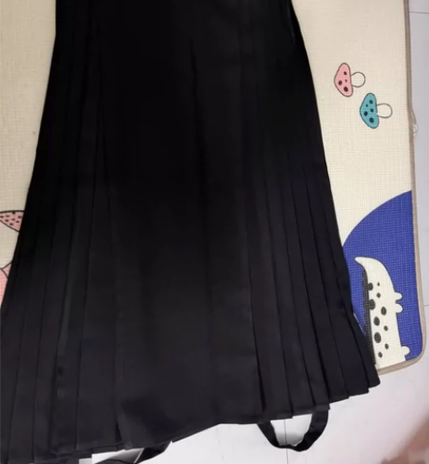 五五年原创汉服 八分马面裙 黑色，有口袋，...