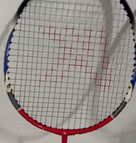 自用羽毛球拍一对，低价出 【仅限自提，深圳...