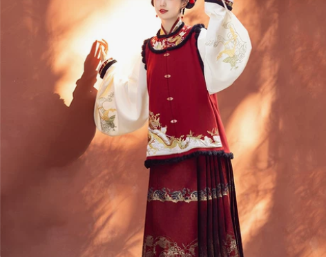 桔屿原创/金龙献瑞/拜年服汉服女明制比甲