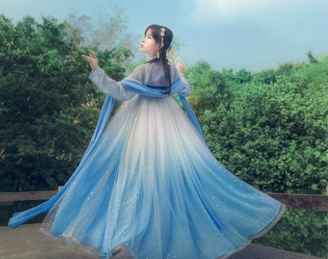 千韵岗辰莲鱼梦汉服女秋冬正品原创中国风白菜...