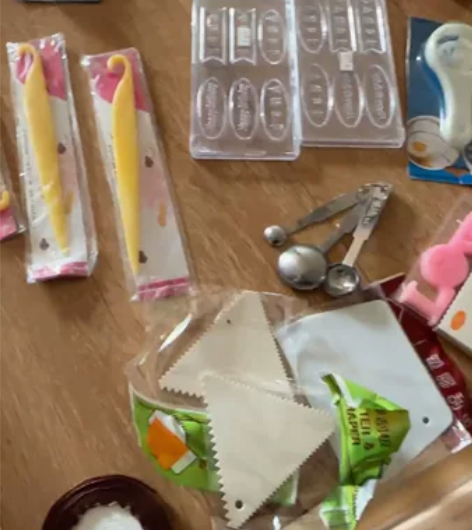 赔钱处理！！全新烘焙工具，蜡烛，饼干模具，...