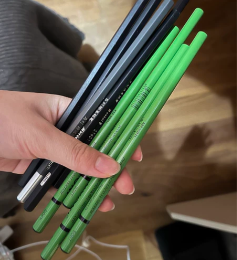 9.9送老人头橡皮 都是全新 10支 马力...