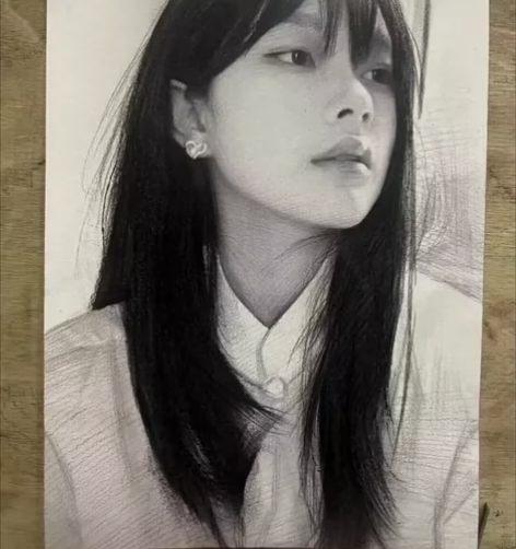 画像雕像定制，素描彩铅 感兴趣的话点“我想...