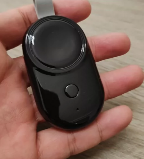 Applewatch充电宝，light接口...