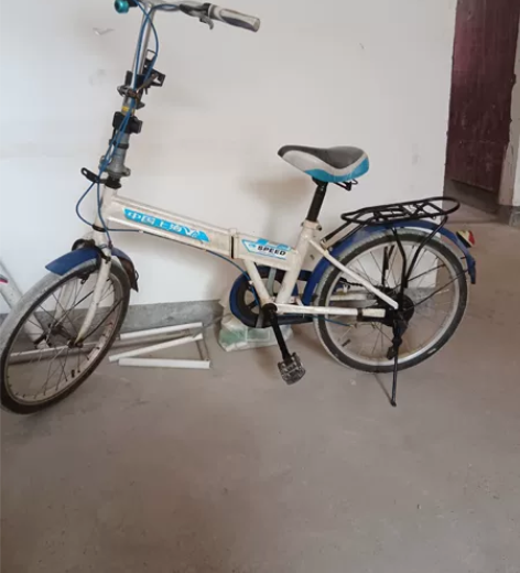 折叠自行车一辆，功能完好 感兴趣的话点“我...
