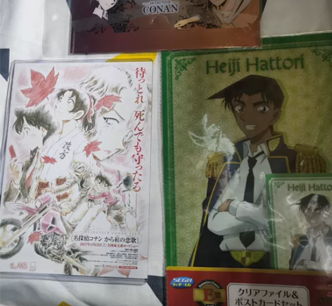 名侦探柯南唐红的恋歌原画海报有两张 服部平...