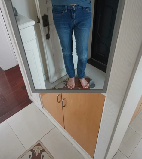 全棉韩国版本牛仔裤，上身舒适有型，显腿长裤...