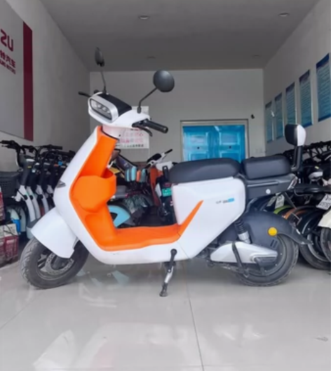 哈啰棒途A80电动车，新车48V24电池，...