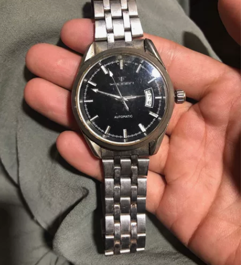 罗西尼手表，坏表，有要拆配件的可以带走 便...