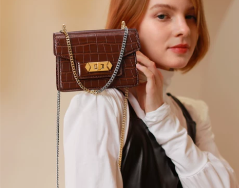 toutou 女士包 大版 买回来拆了没背...