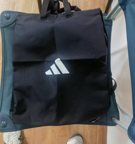 Adidas抽绳包，阿迪达斯健身包，足球包...