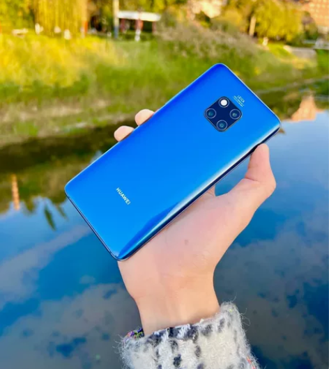 华为mate20pro，  8+128g ...