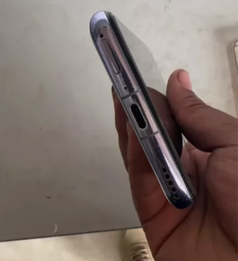 华为nova65g 换过屏 没有后摄 其他...