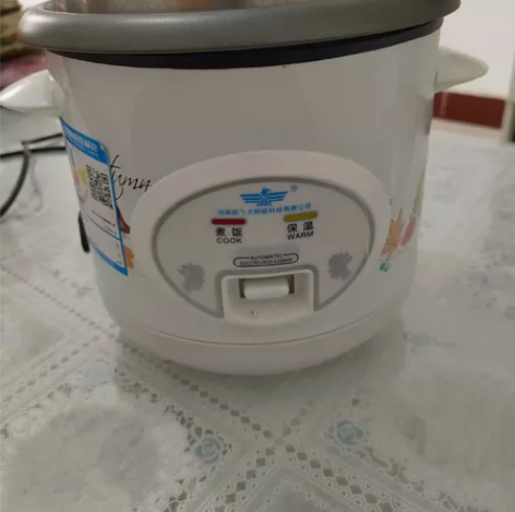 小型电饭锅，用过2-3次，买的时候70多，...