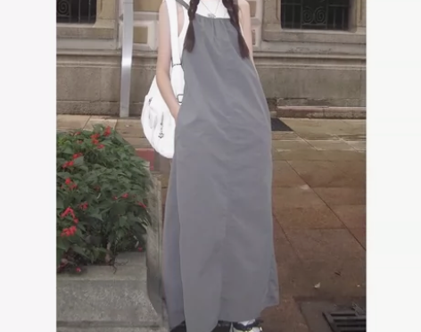 小众工装风设计感背带长裙甜酷辣妹穿搭202...