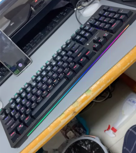 雷神kg3104r红轴机械键盘 kg310...