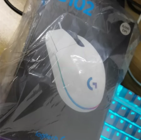 包邮到家!!】机器全新未拆封,罗技G102...