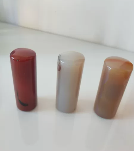 玛瑙圆柱印石，免费刻字，擅长刻小篆体的，纯...