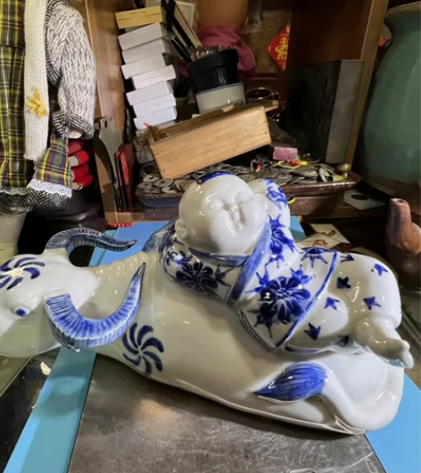 九十年代景德镇雕塑作品，景德镇雕塑瓷廠出品...