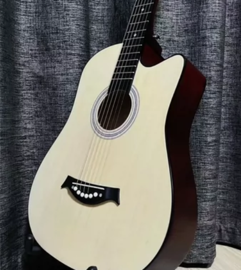 【琴行清仓 低价处理吉他】原价九百多元38...