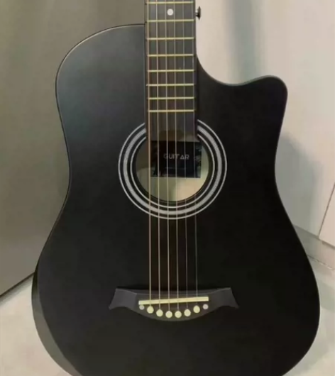 低价出售一把原价2000多元的吉他，特别适...
