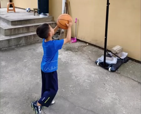 【清仓处理】可升降篮球架儿童成人室内室外可...