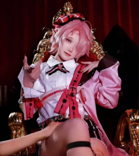 【艾斯特cos】艾斯特cos新世界狂欢co...