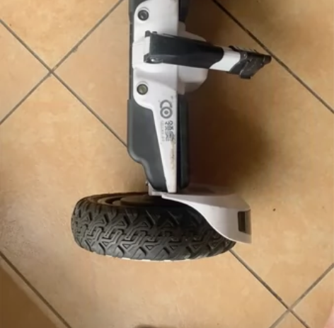 领奥电动平衡车 现当配件机出要那里拆那里，...