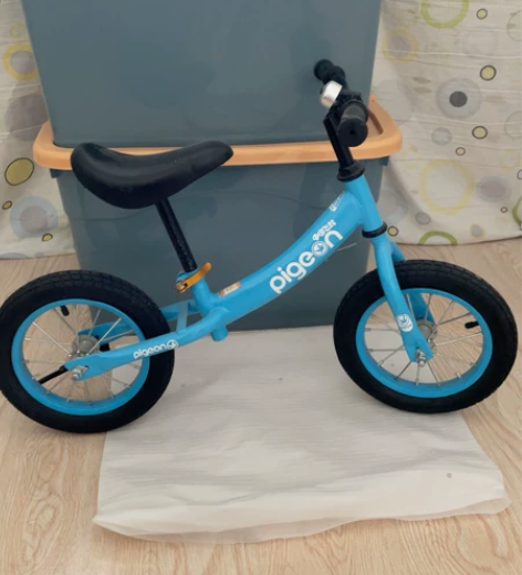 型号A乚一1209飞鸽平衡车全新一天没骑，...