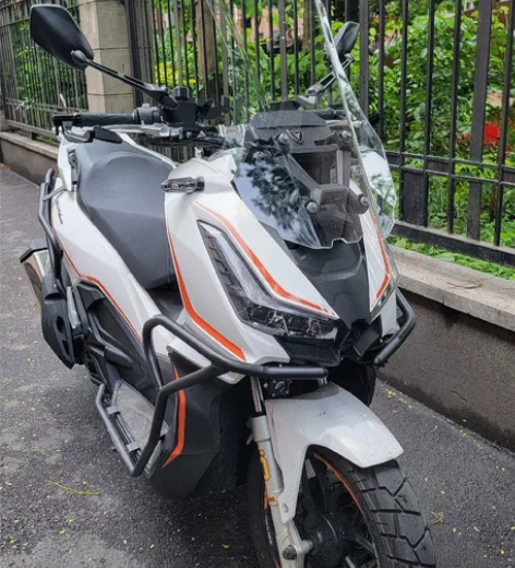 通用摩托车风挡 踏板ADV150 加高风挡...