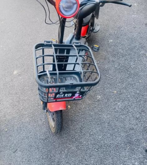 台铃电动车，2021年底的车子！除去口罩封...