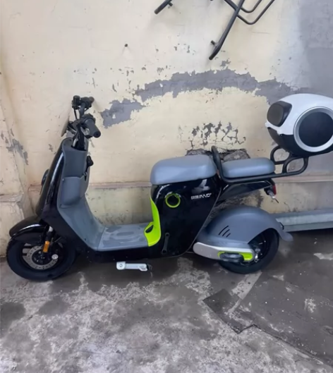 绿源电动车   48v26a  锂电池  ...