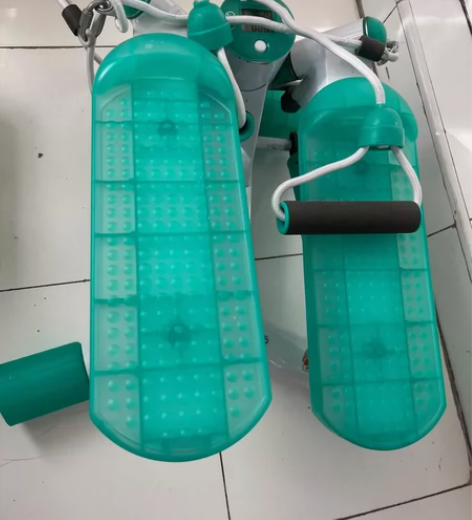 迪卡侬家用踏步机，小型，闲置转让，没法邮寄...