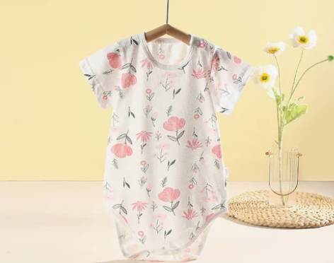 品牌折扣店撤柜婴儿连体衣三角哈衣短袖纯棉包...