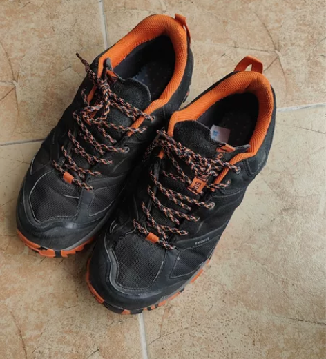 迪卡侬DECATHLON QUECHUA ...