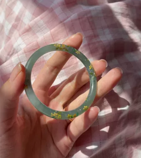 柠萌甜危料翡翠手镯56.6×6.6×6.6...