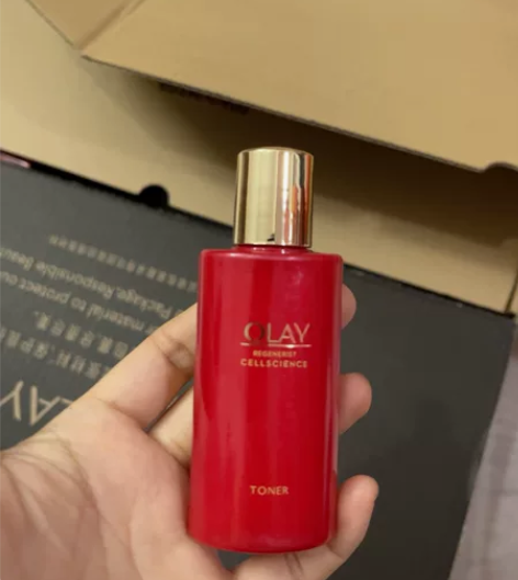 OLAY玉兰油超红瓶新生素颜臻萃嫩肤水爽肤...