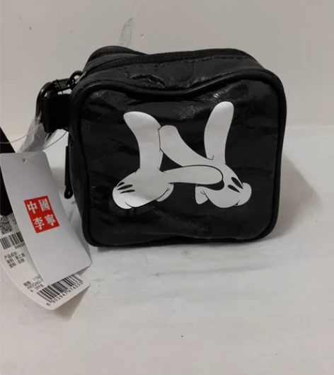 李宁肖战同款斜挎包 全新 一旦售出不退不换...