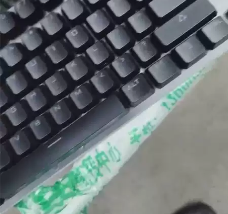 双飞燕键盘F100Q全部完好，清洁干净，6...