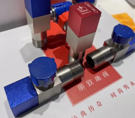 #专业五金工具 全新正品潜水艇角阀F301...