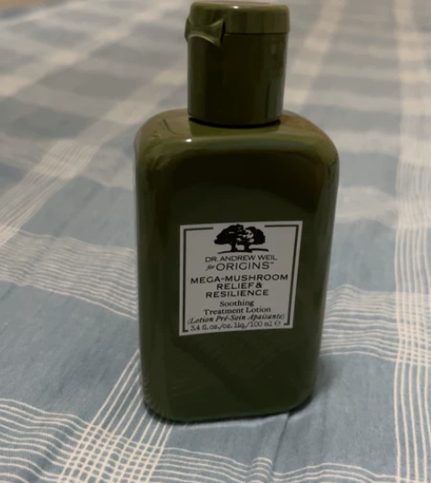 悦目之源菌菇水100毫升，买正装送的，全新...