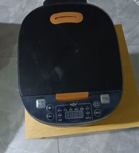 全新新飞5升大容量电饭锅带蒸笼    自提...