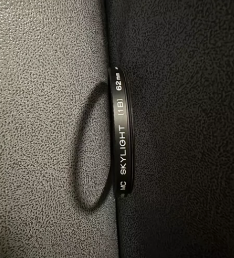 相机uv镜 滤镜，62mm规格的，应该没放...