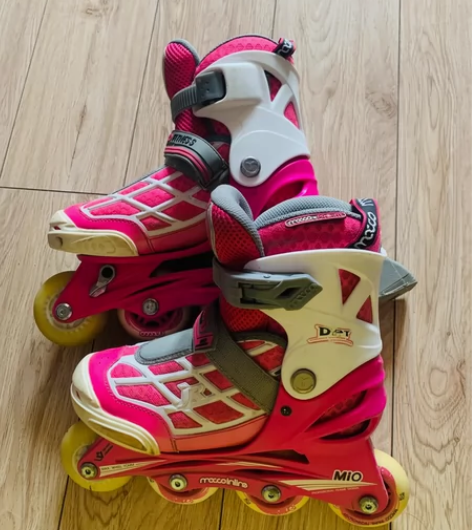 米高儿童轮滑鞋溜冰鞋男女宝宝滑轮鞋初学全套...