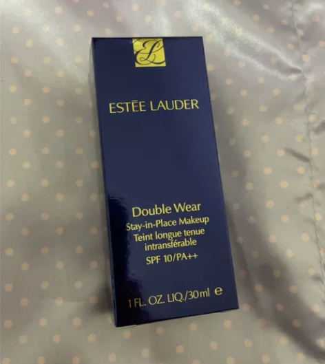 雅诗兰黛粉底液色号1ce（全新未使用） 感兴趣的话点“我想要...