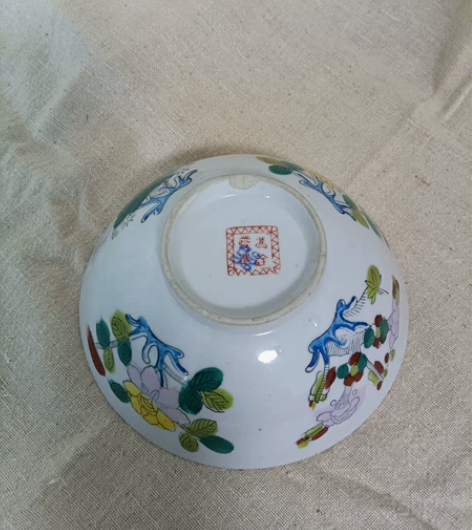 民国时期瓷碗，老物件，保老保真，尺寸及品相...