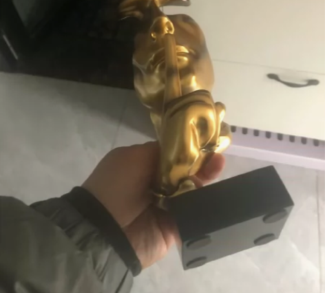 沉默是金客厅酒柜装饰品摆件创意家居办公室装...